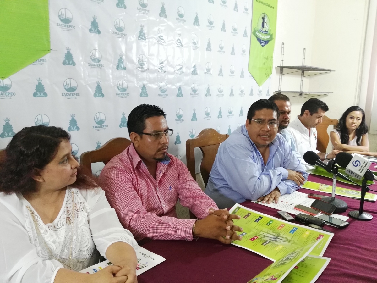 Incrementan los costos a establecimientos de la Feria Tradicional de Santiago Apóstol en Zacatepec