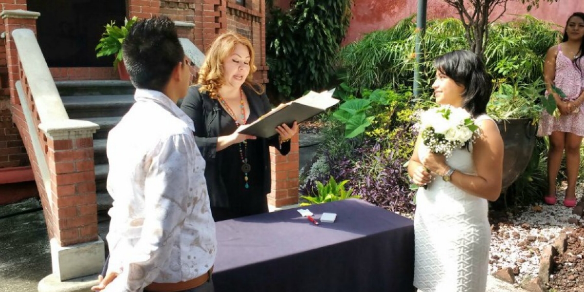 Celebran matrimonio igualitario en Cuernavaca