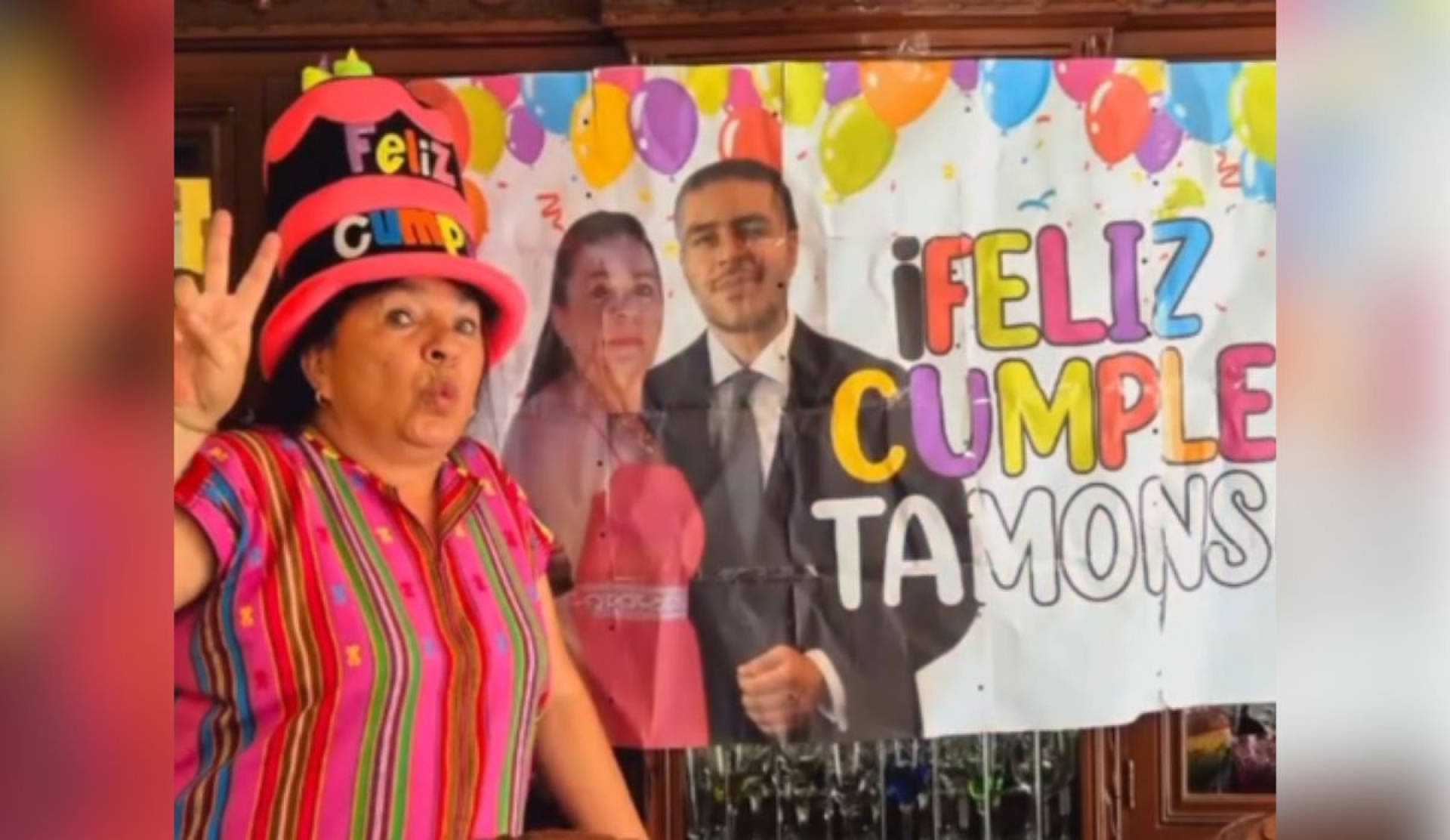 Mamá mexicana celebra cumpleaños con fiesta temática de Omar García Harfuch