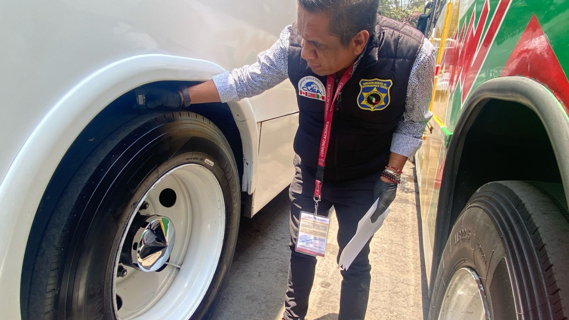 Por periodo vacacional, SICT verificará unidades de transporte de pasajeros