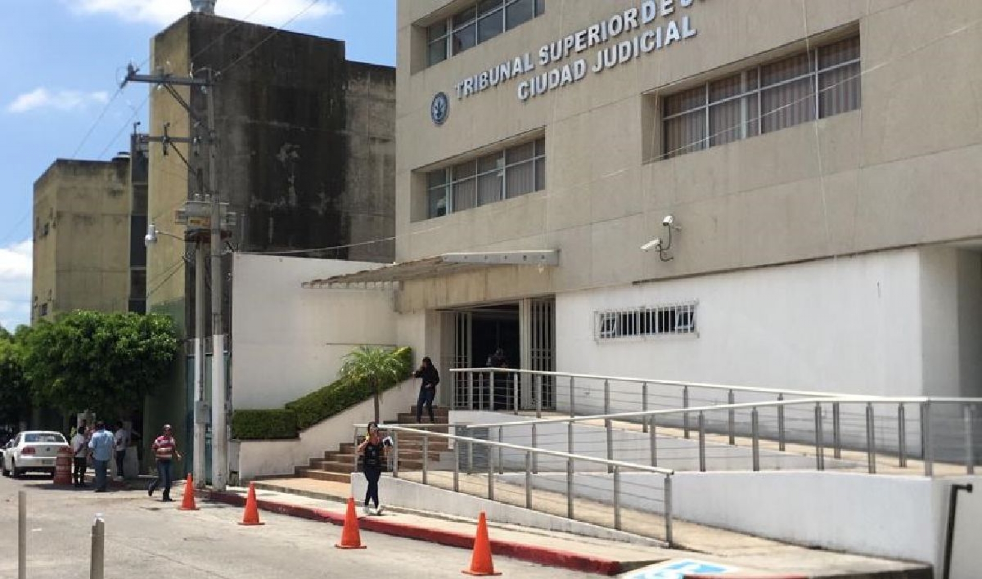 Piden agraviados judicializar carpeta por fraude procesal contra MP