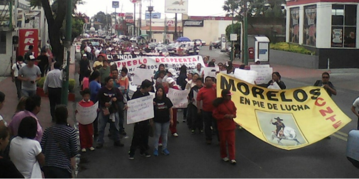 Maestros marchan en Cuernavaca, convocados por la CNTE; rechazan reforma educativa
