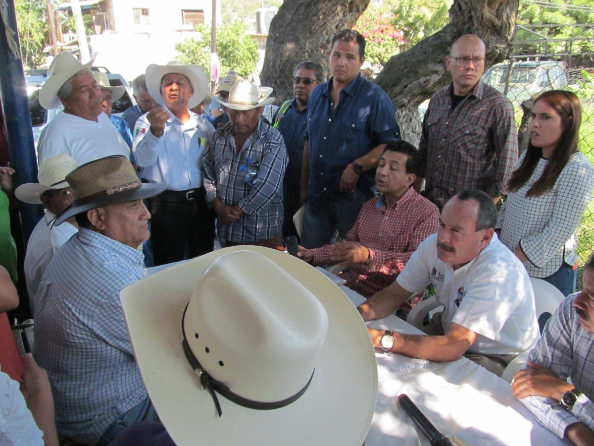 Acuerdan reparar daños ocasionados por construcción de autopista Siglo XXI en los ejidos del Higuerón y Jojutla