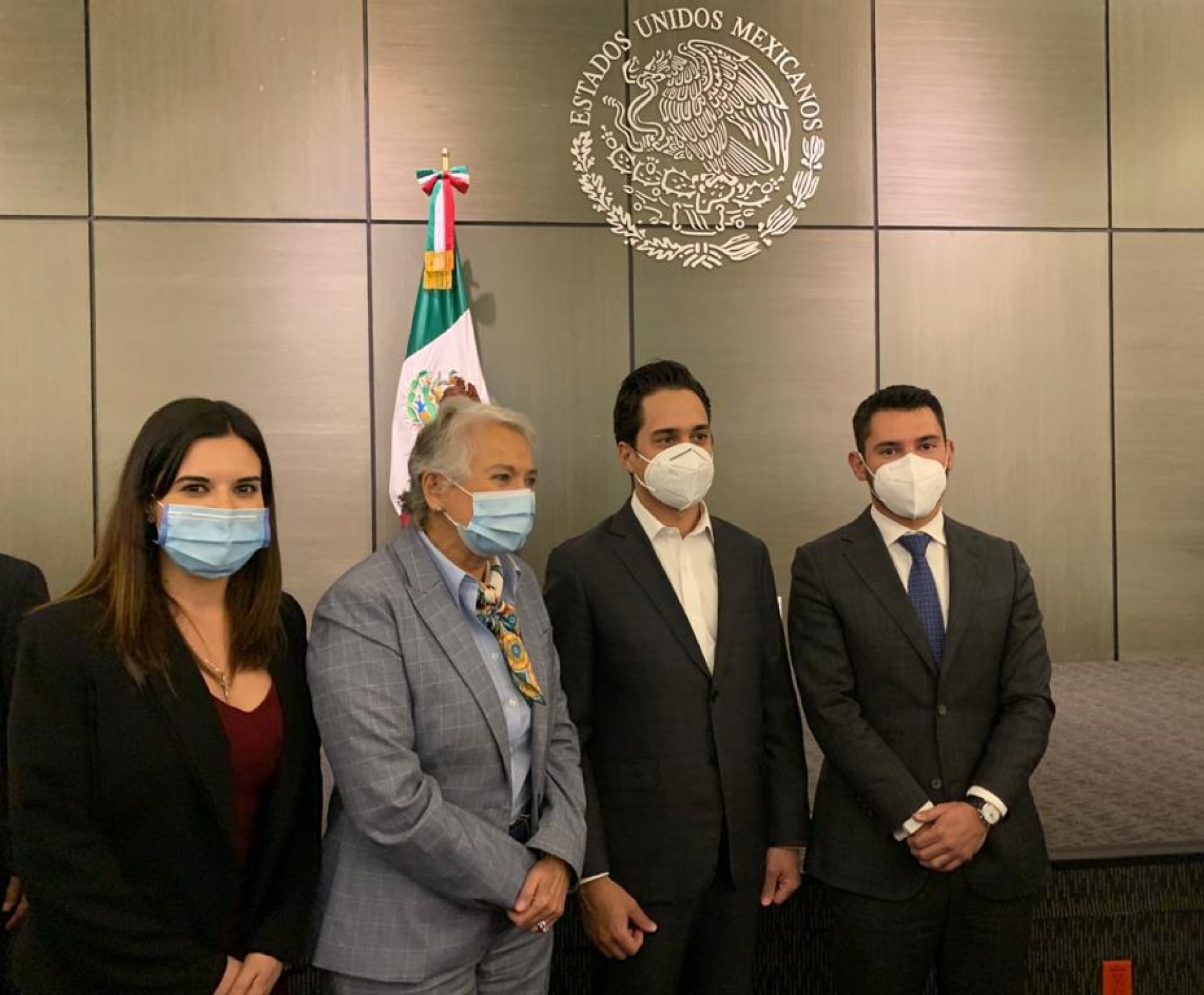 Unidad y diálogo entre poderes del estado y gobierno federal, en materia presupuestal