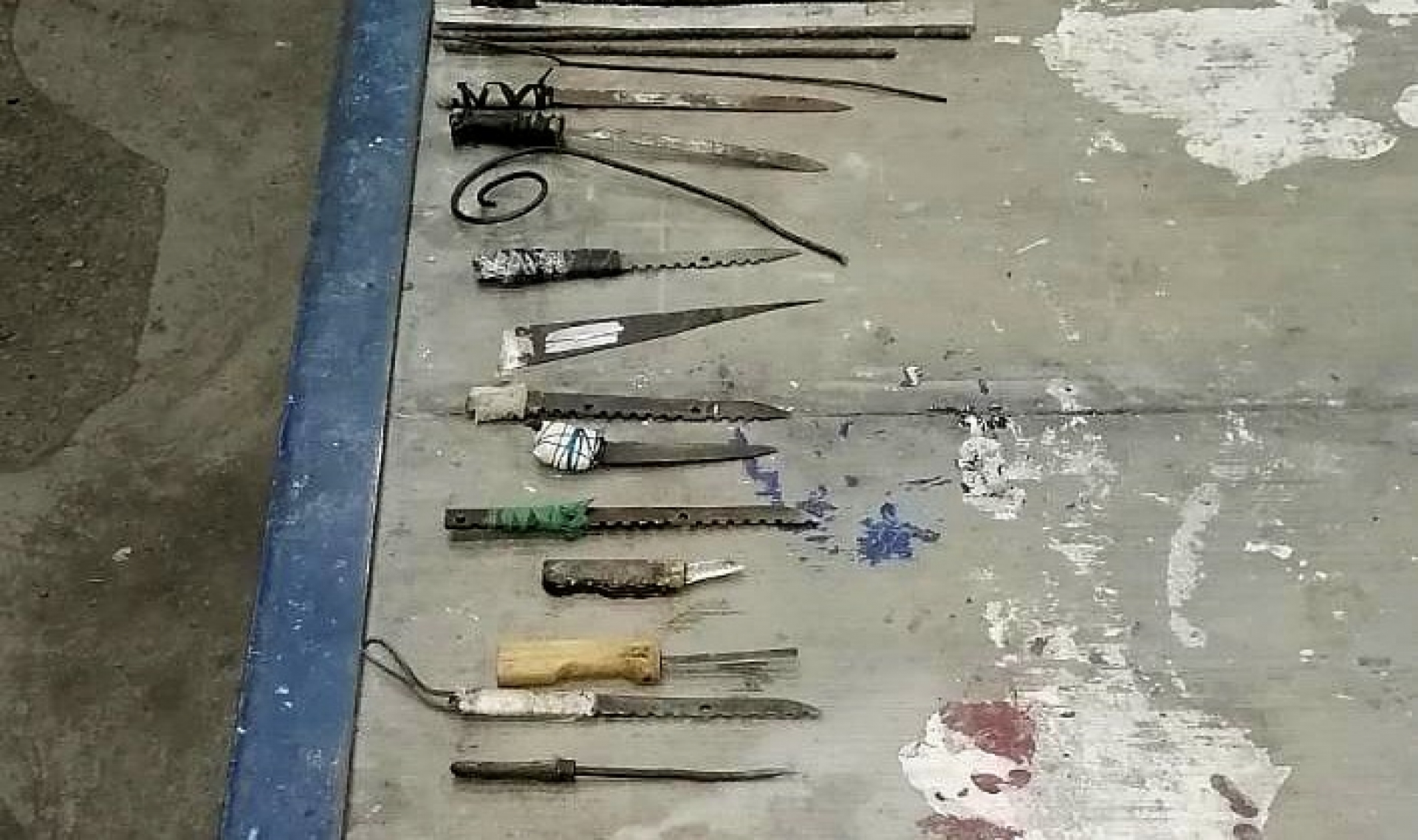 Operativo de revisión en el Cereso Morelos