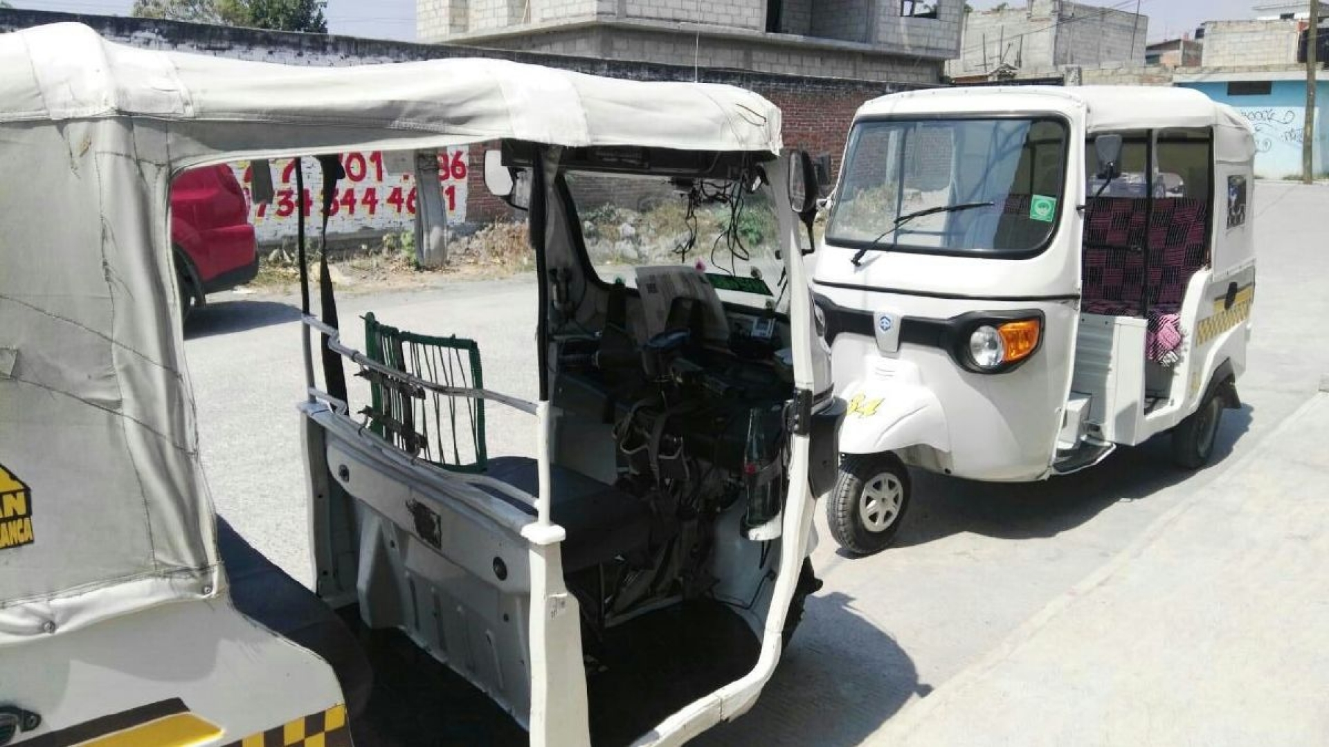 Mototaxista amaga a policías con una pistola de juguete