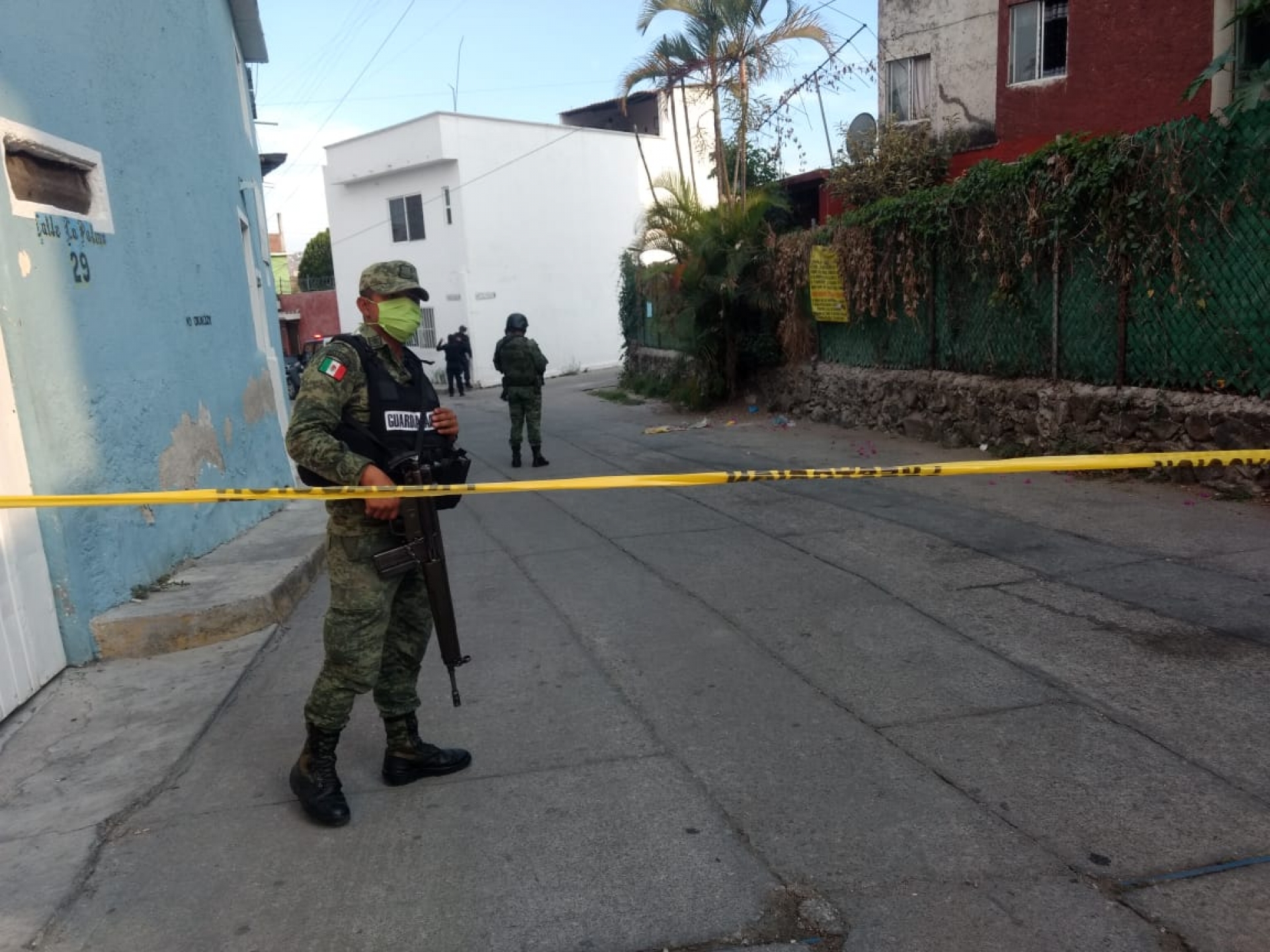 Dejan un cadáver desmembrado en una calle de Tejalpa, en Jiutepec