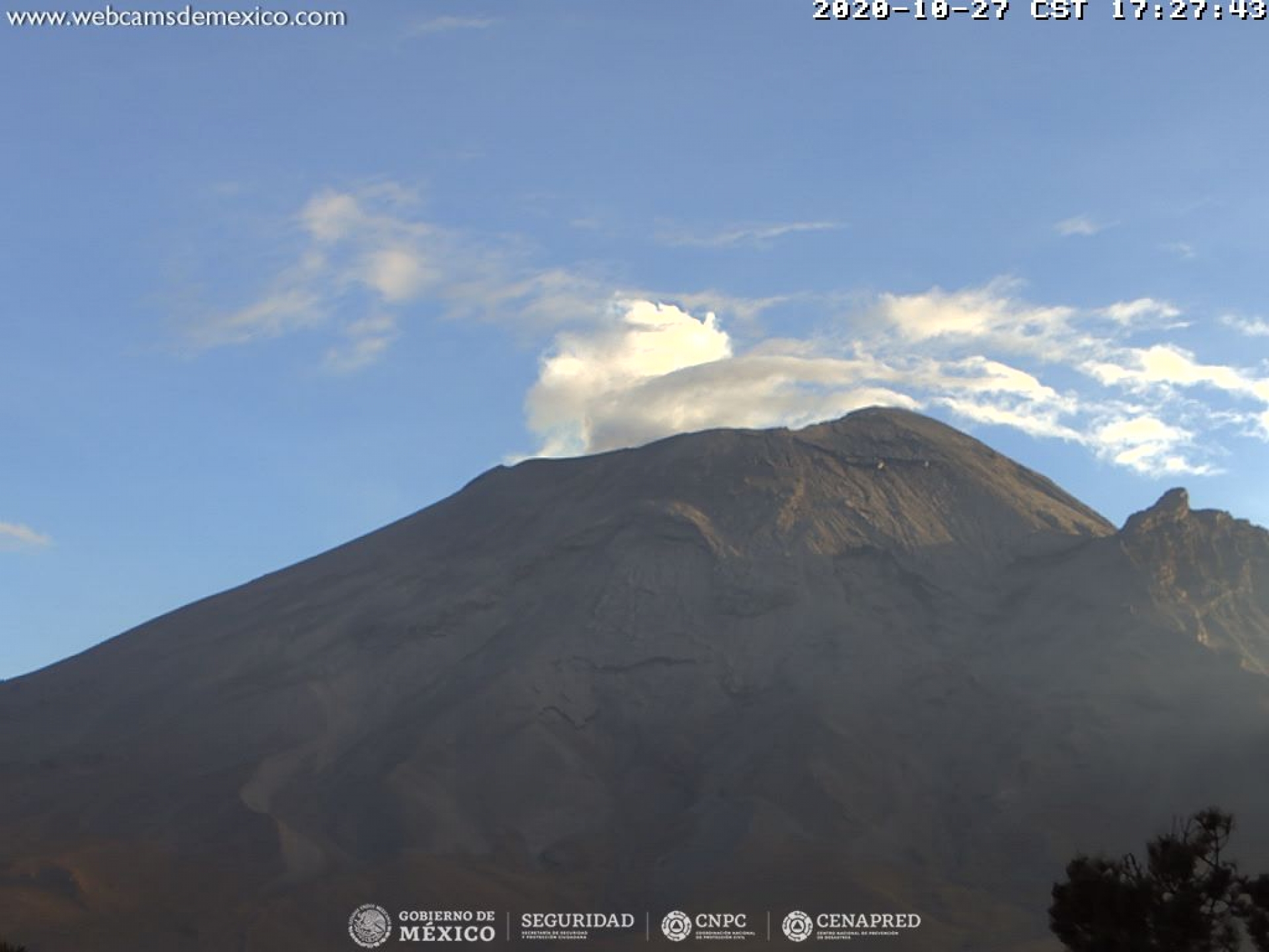 Identifican sistemas de monitoreo 504 exhalaciones del volcán Popocatépetl