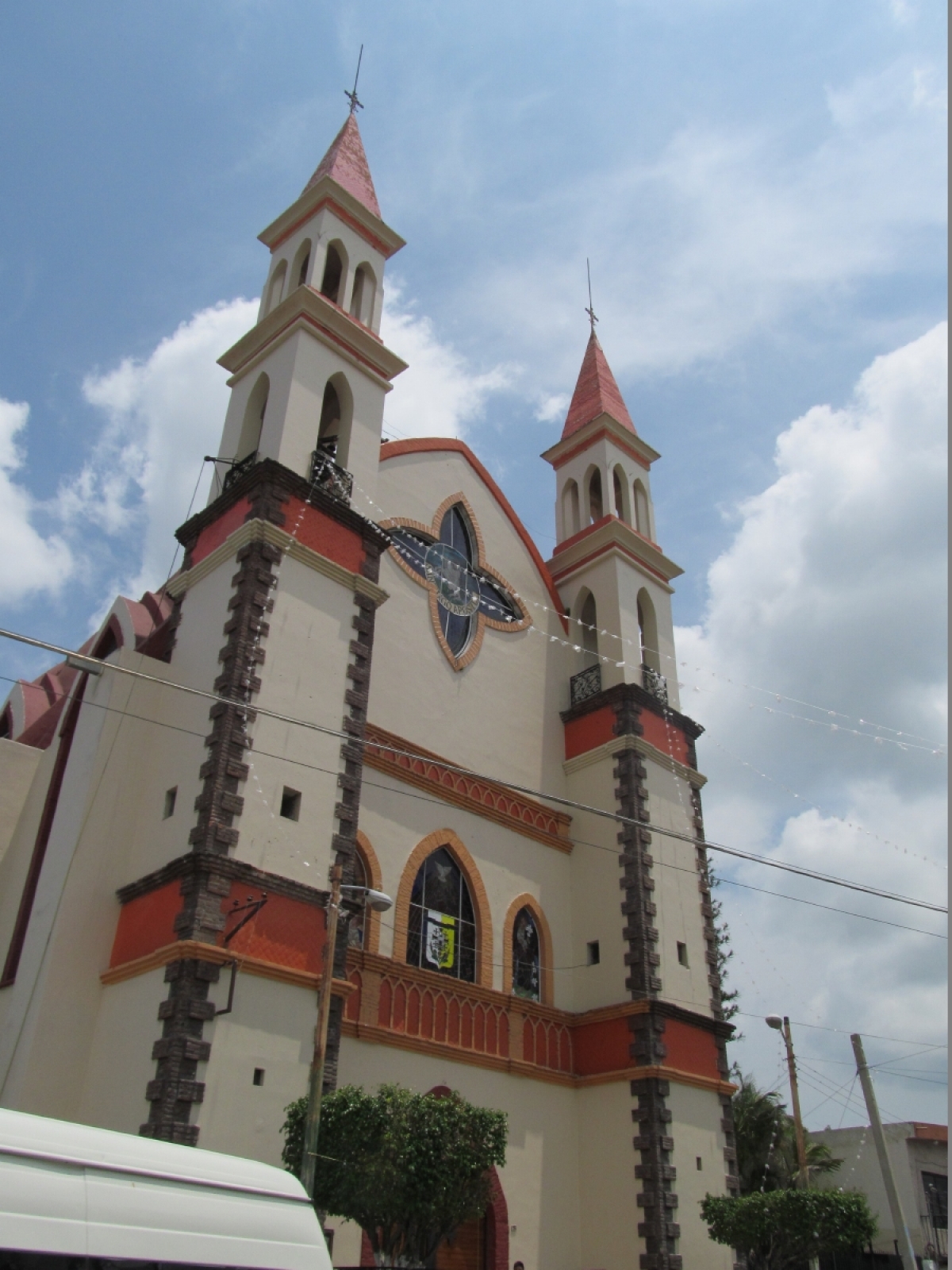 Edil de Zacatepec donará reloj a la iglesia de Santiago Apóstol