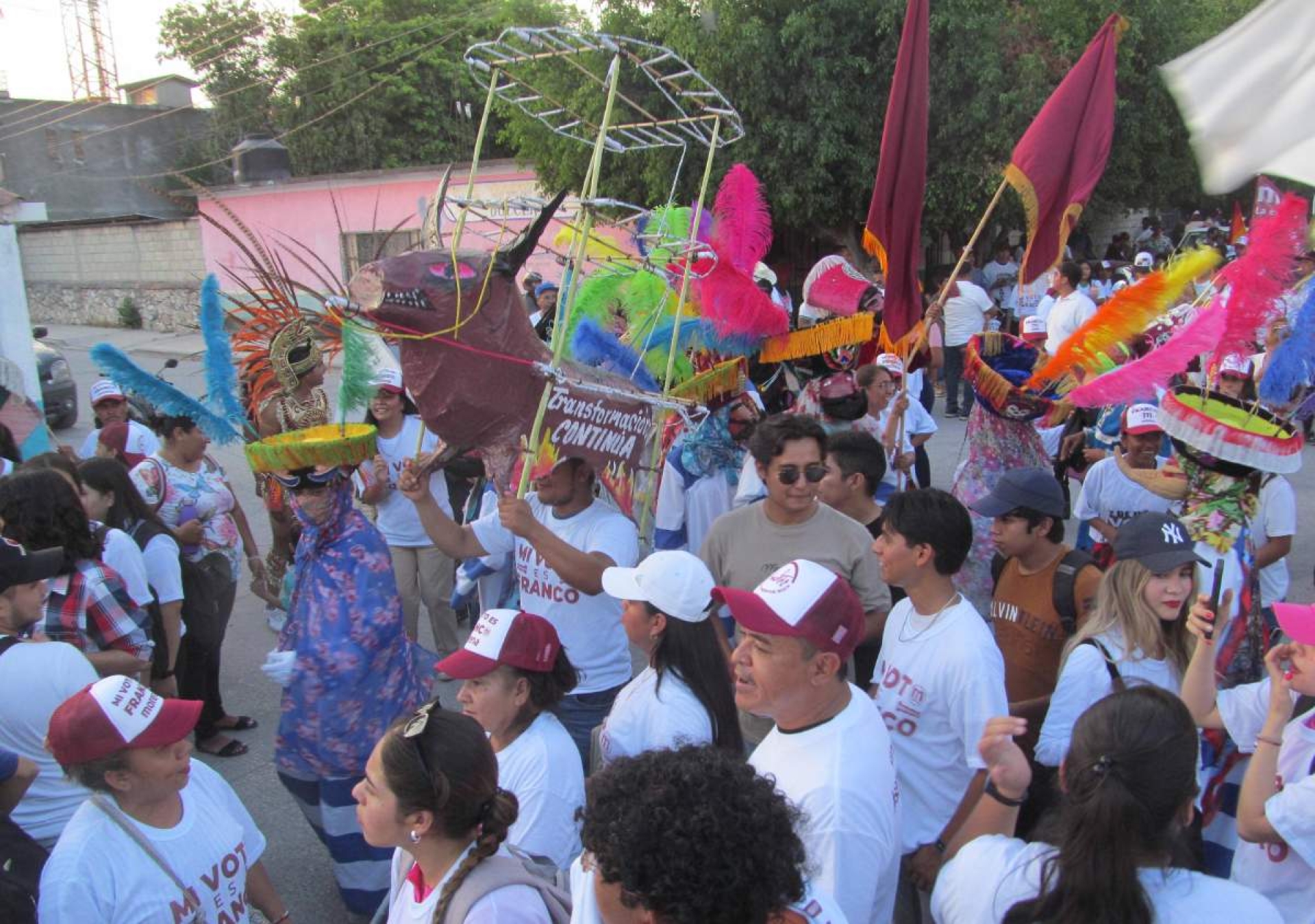 En marcha, campañas políticas en la región sur