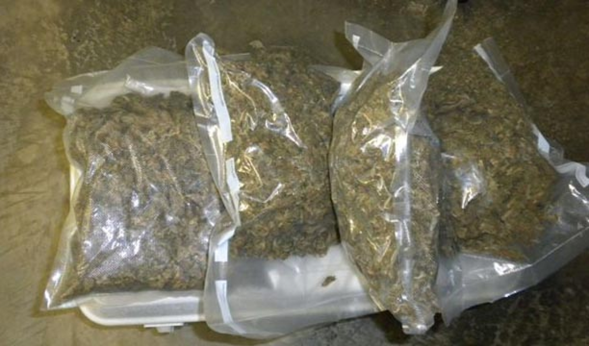 Detienen a hombre con droga en Xoxocotla