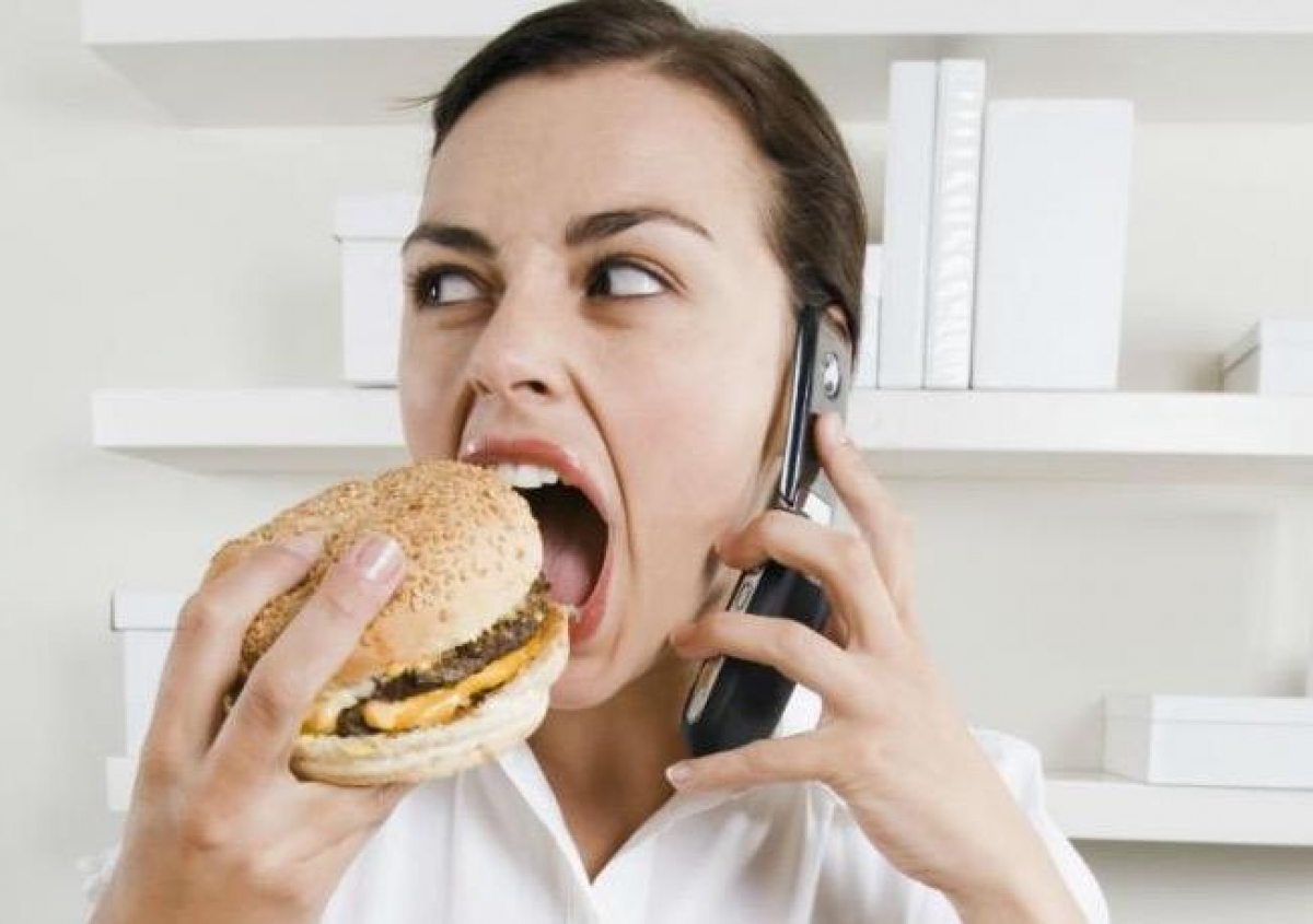 ¿Por qué nos ponemos de mal humor cuando tenemos hambre?