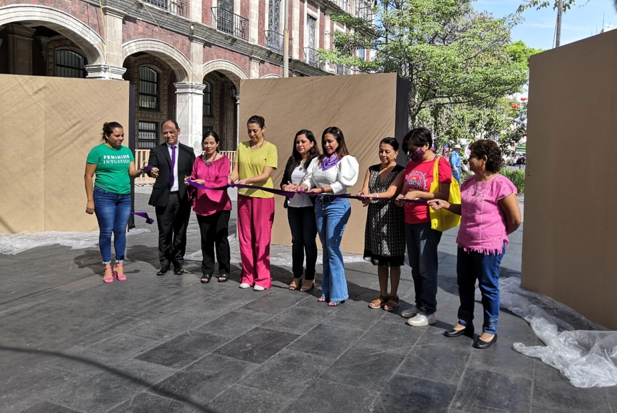 'Verbena por los derechos de las mujeres' en el zócalo de Cuernavaca