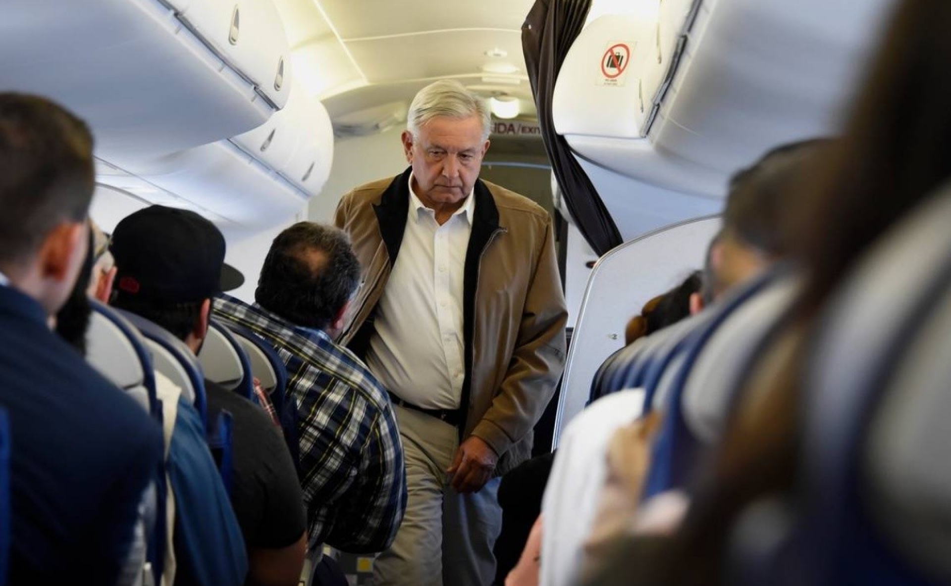 Aeroméxico pondrá en cuarentena a la tripulación que viajó con AMLO