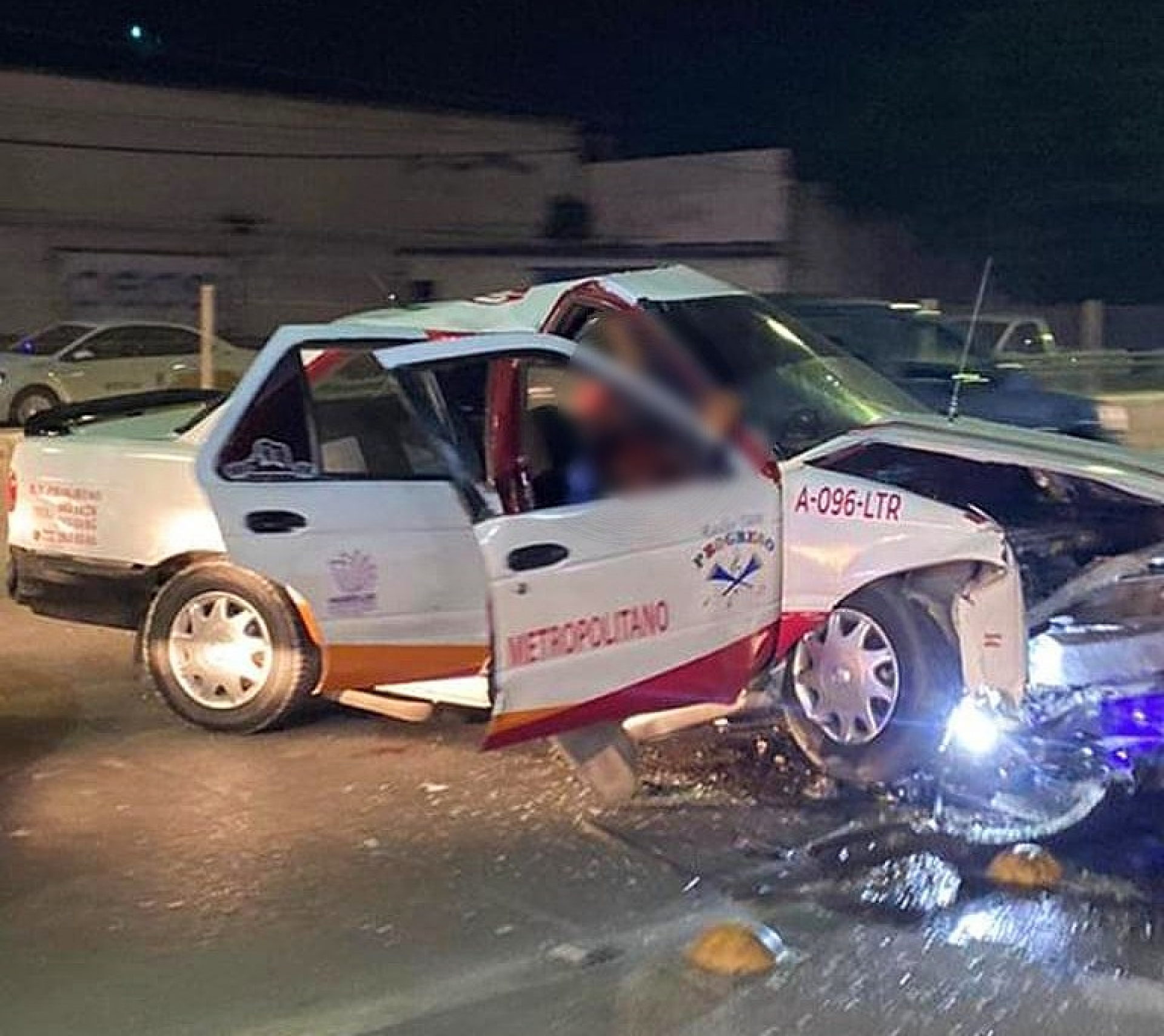 Tres heridos en accidente en el bulevar Cuauhnáhuac