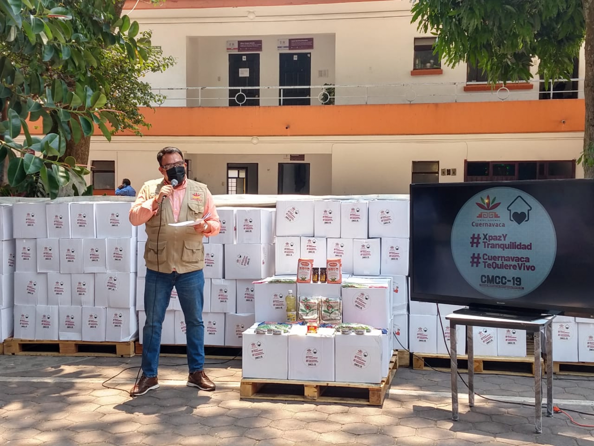Dio fe notario público del número de paquetes alimentarios a distribuir: Romero Benítez