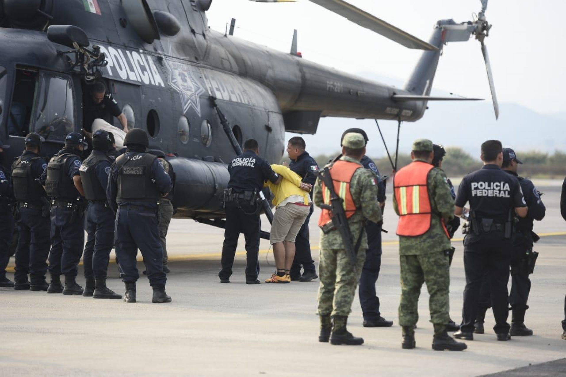 Trasladan a cuatro internos de alta peligrosidad del Cereso Morelos a penal federal
