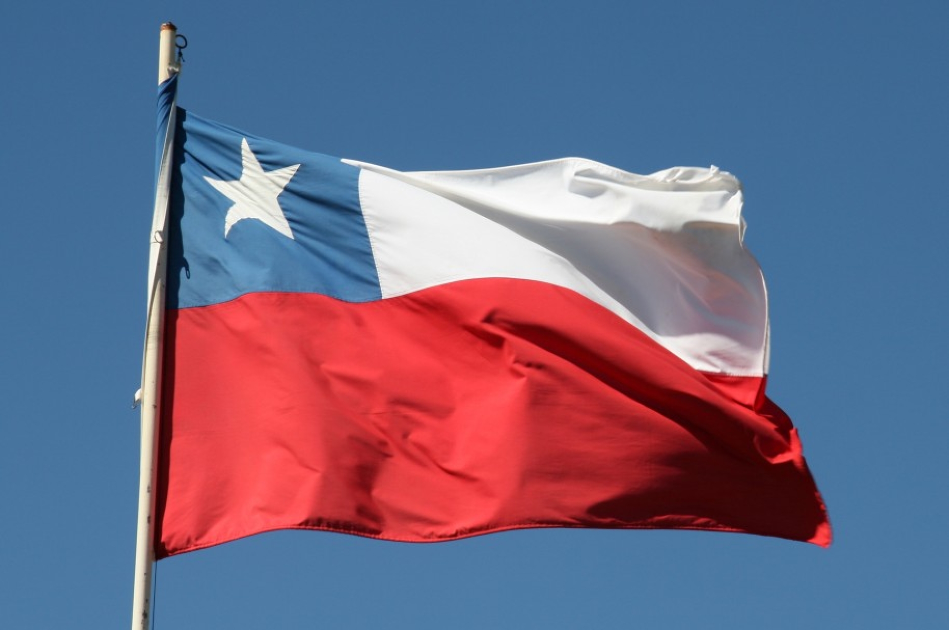 Terremoto de 7.3 sacude Chile; se percibe en regiones de Perú