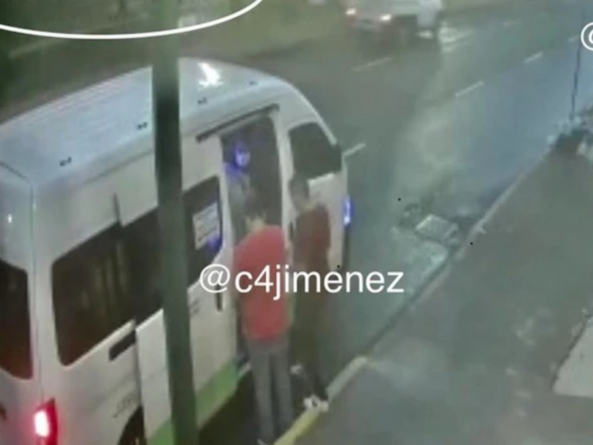 Tres atacantes de García Harfuch huyeron en 'combi'