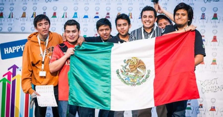 Estudiantes mexicanos ganan concurso de robótica en Rumania