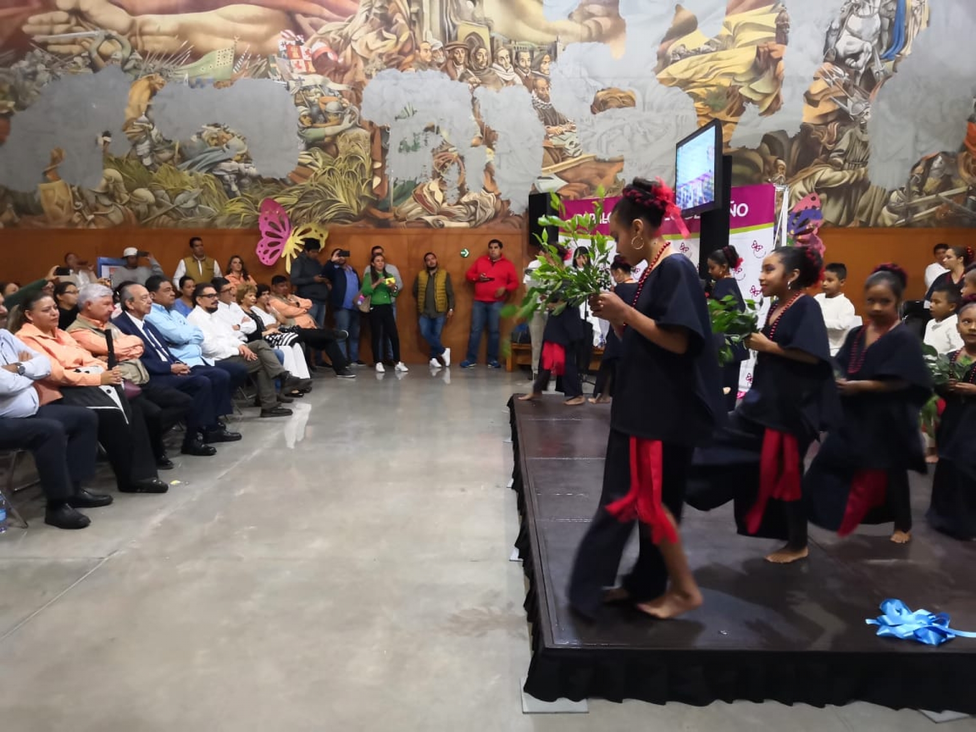 Efectúan presentación pedagógica de cierre de ciclo de escuelas de tiempo completo