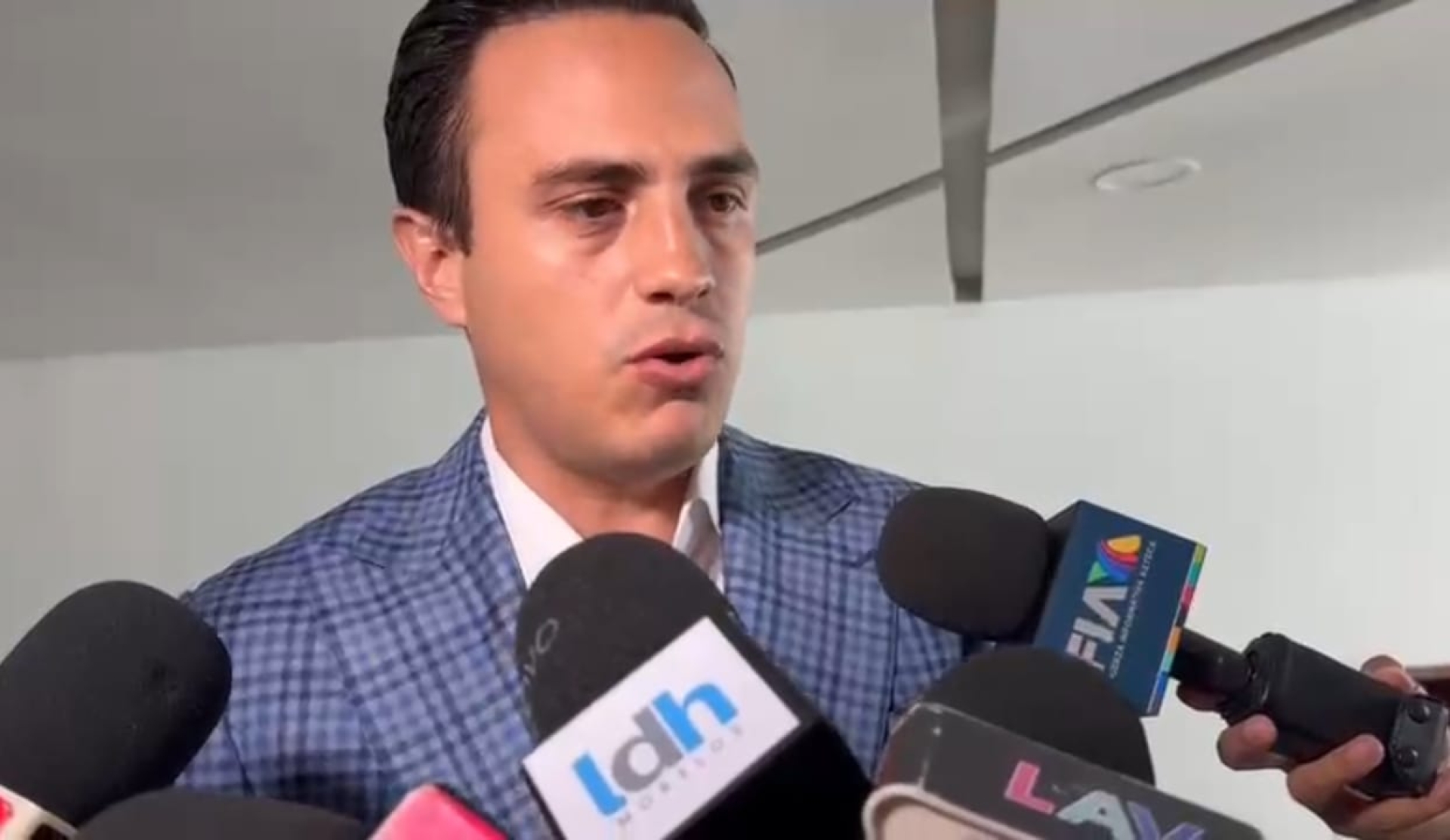 Reprueba Daniel Martínez falta de atención a crisis en la UAEM