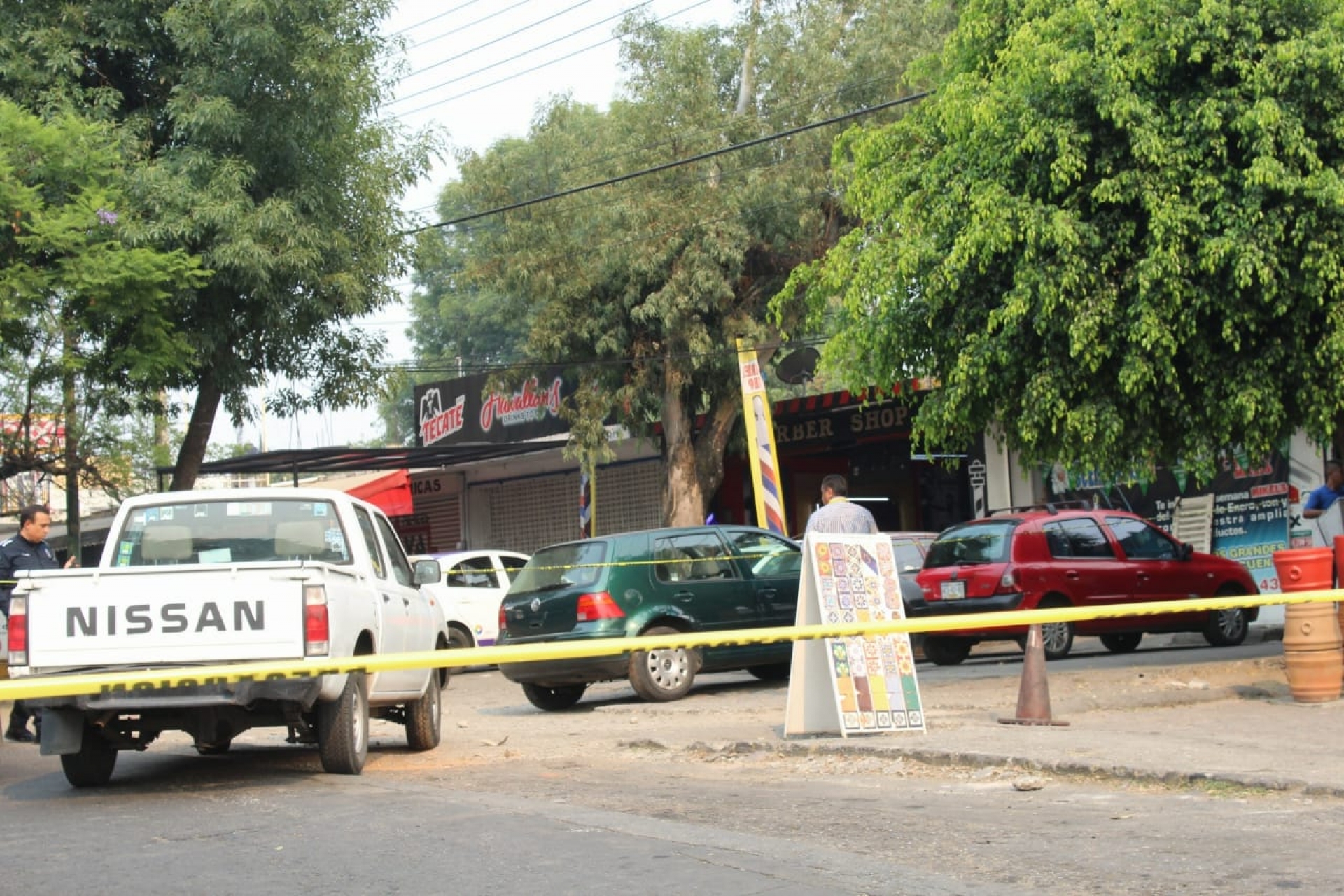 Disparan y matan a dos hombres en una barbería, en Chamilpa