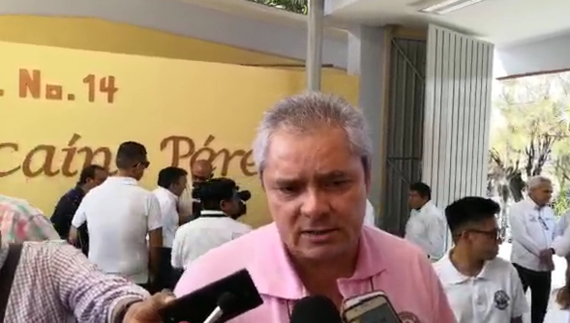Piden se tome en cuenta a estudiantes de escuela para trabajadores