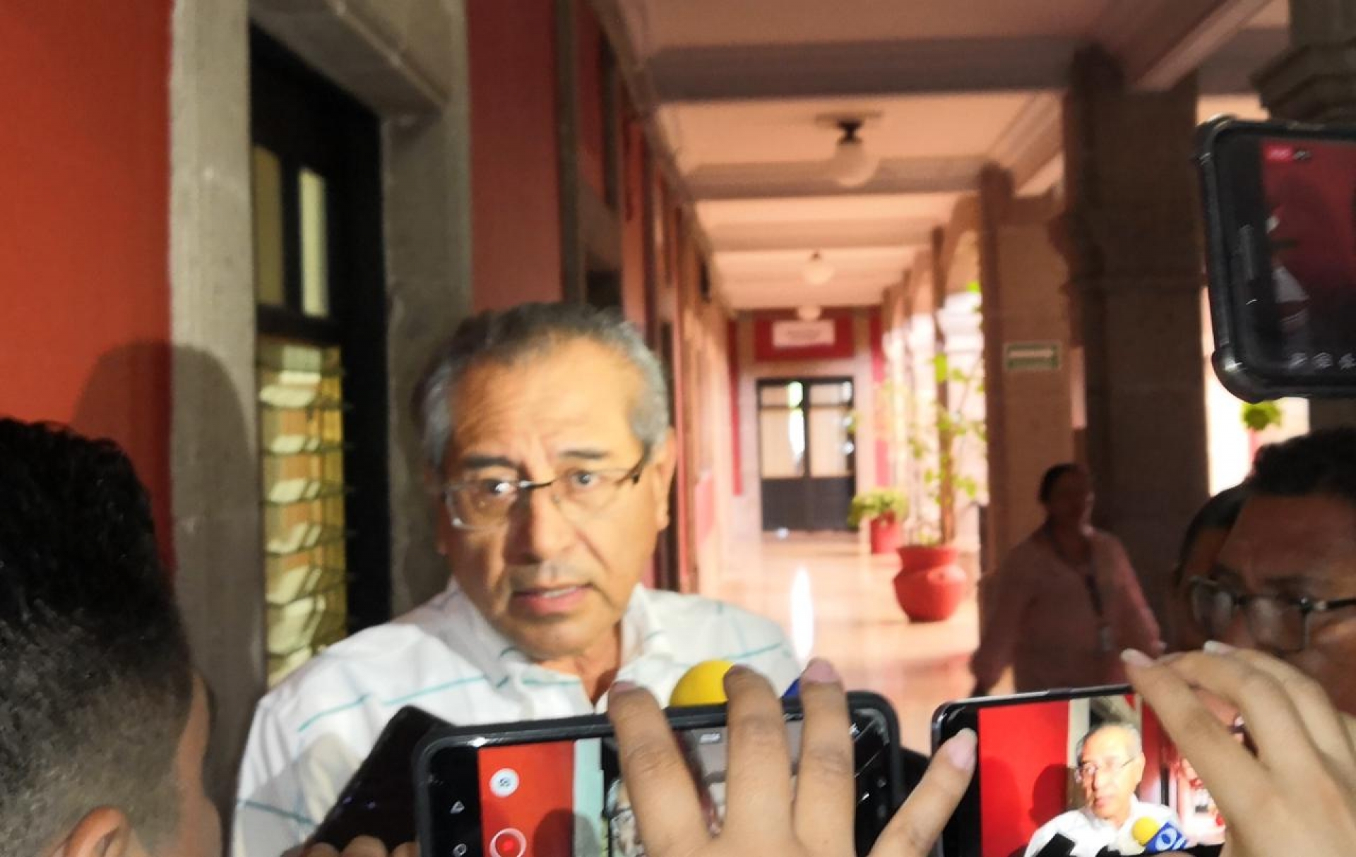 Se reúnen empresarios y SCT; se les adeudan recursos por obra de autopista Siglo XXI