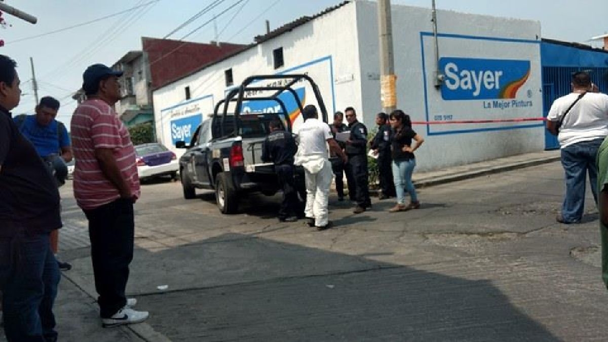 Acribillaron a un hombre al salir de su casa