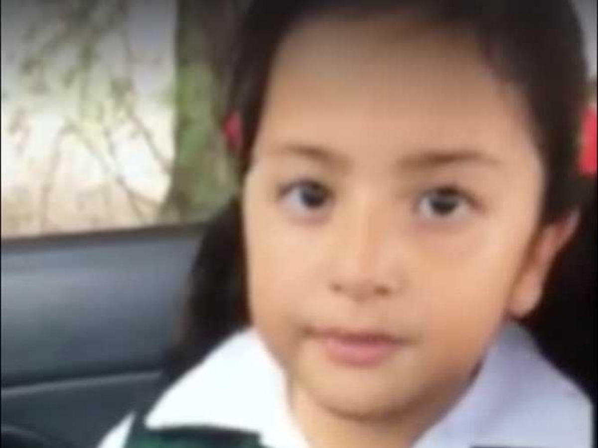 Niña 'colapsa' Facebook con discurso feminista