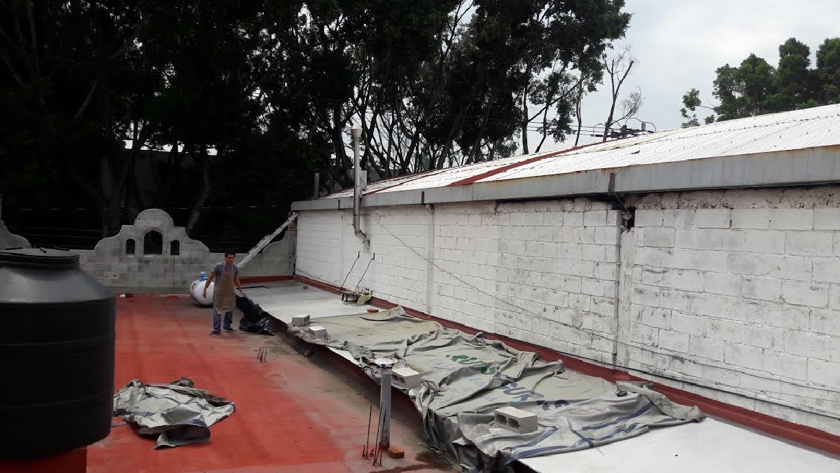 Continúan las mejoras en los mercados municipales