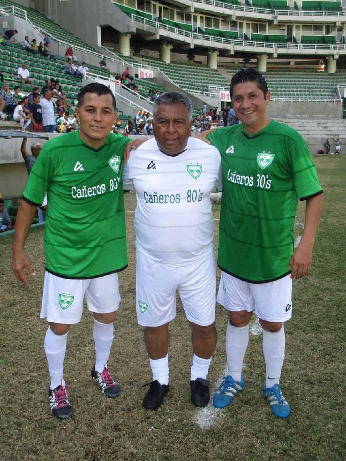 Rendirán homenaje a Arturo Santana