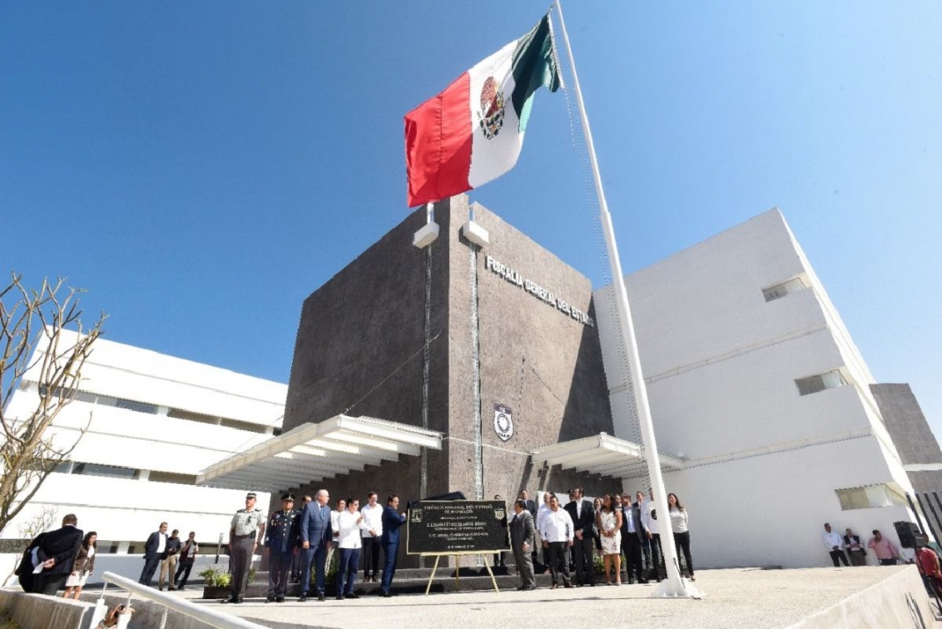 Cumplen programa estatal de obras públicas