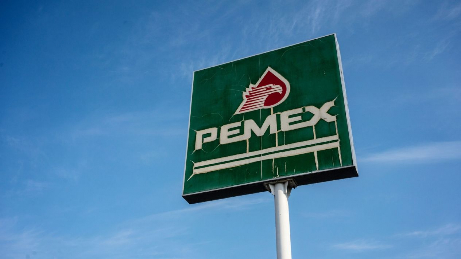 Pemex, la empresa con mayor número de trabajadores fallecidos por COVID-19 a nivel mundial