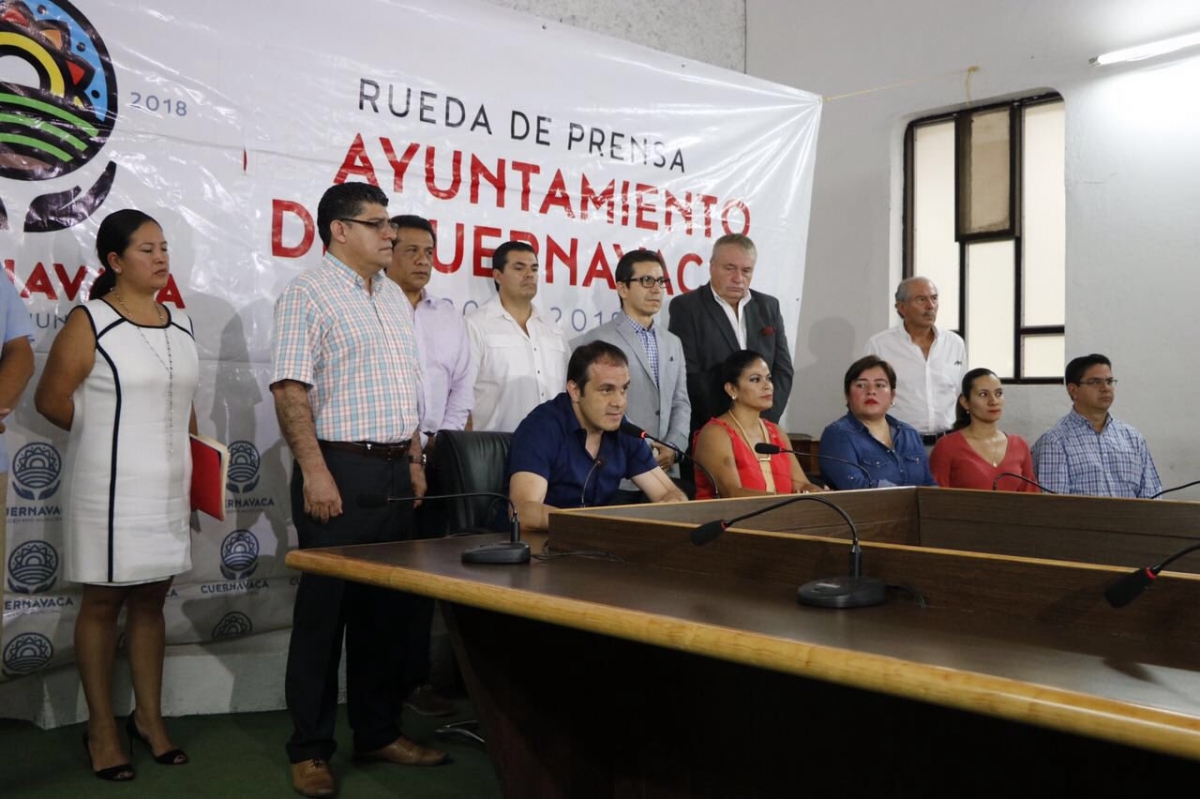 No hubo contrato y no he recibido dinero; quieren que me vaya para que sigan saqueando el ayuntamiento