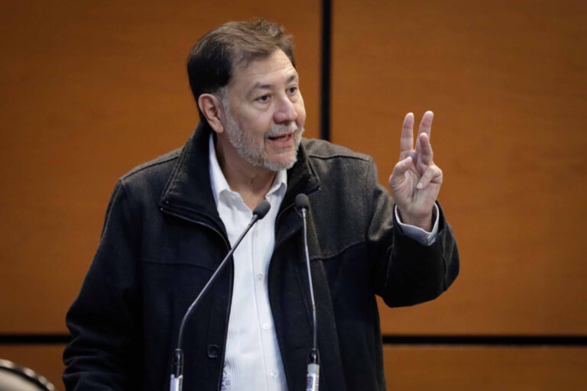 'Por eso, por eso': contradicciones de Fernández Noroña sobre renuncias de ministros