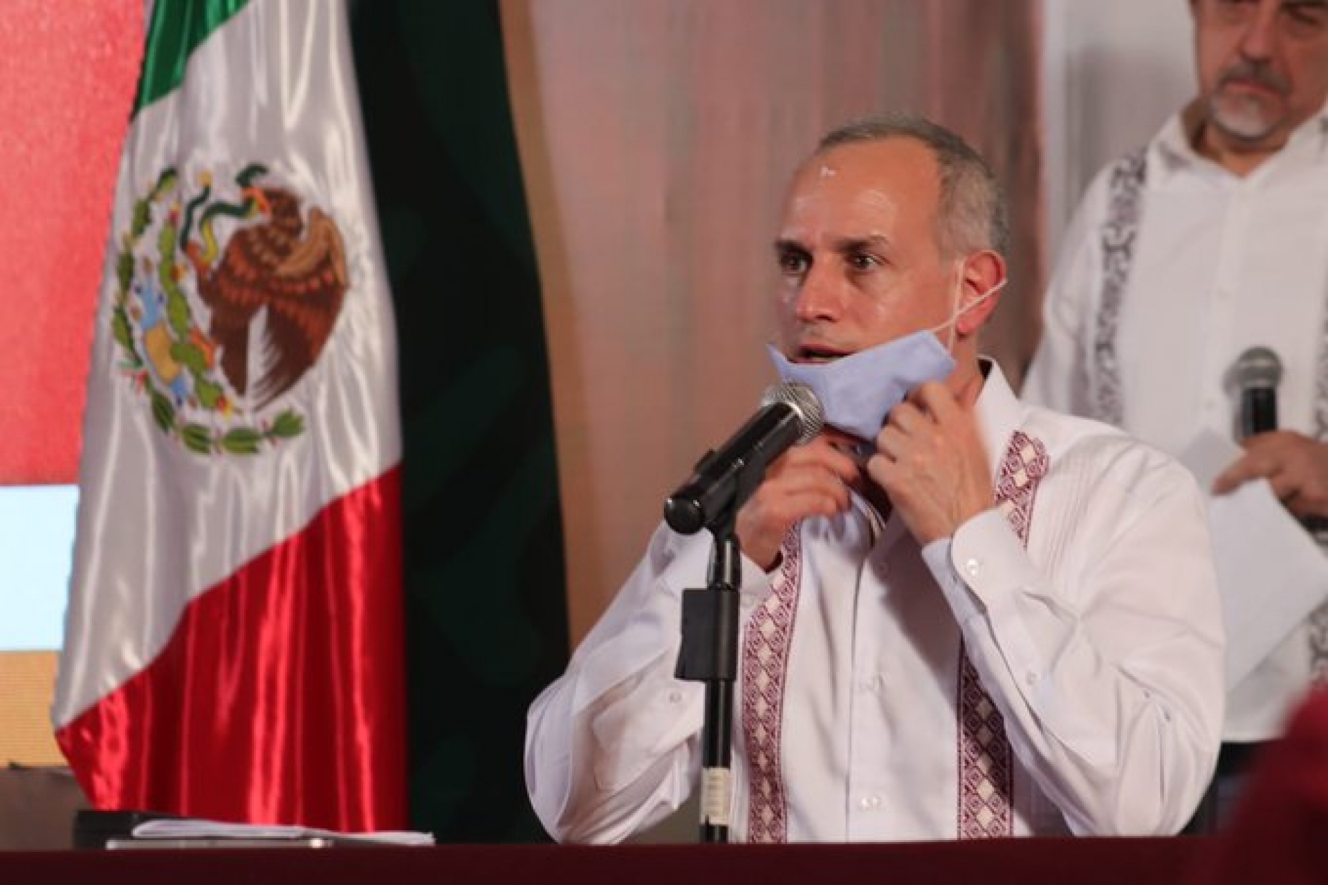 Esto responde López-Gatell a los gobernadores que piden su renuncia