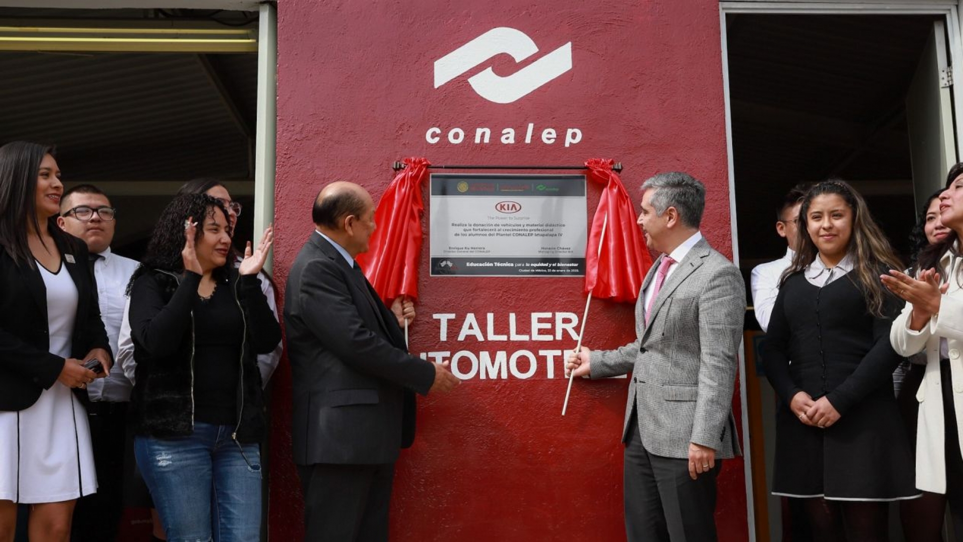 Conalep y KIA suscriben acuerdo para formar técnicos automotrices