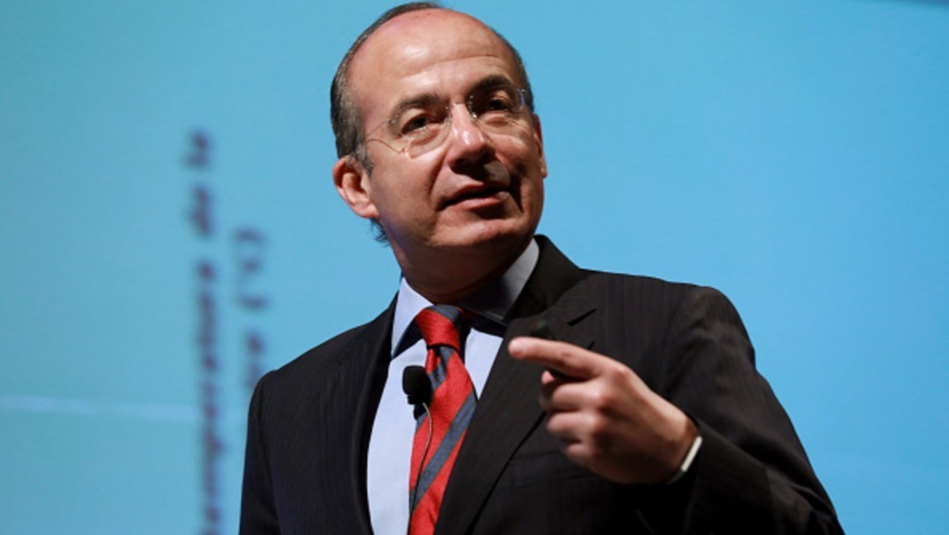 Calderón denuncia una campaña de “persecución política” contra México Libre