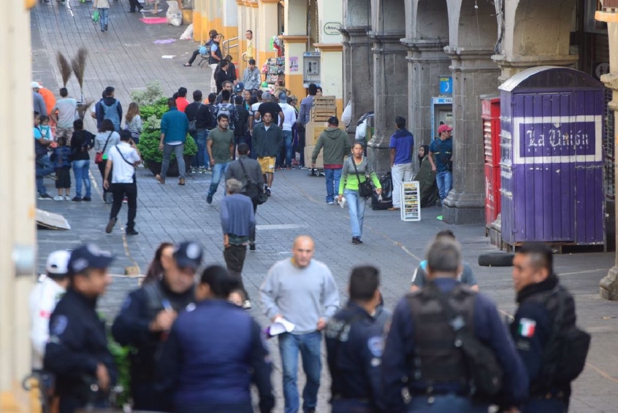 Ambulantes del NGS irritan al comercio establecido