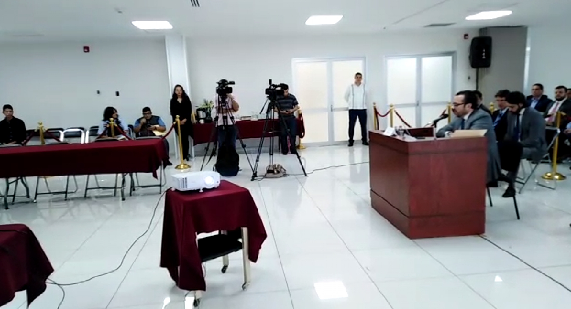 Comparece el secretario de Gobierno ante legisladores locales