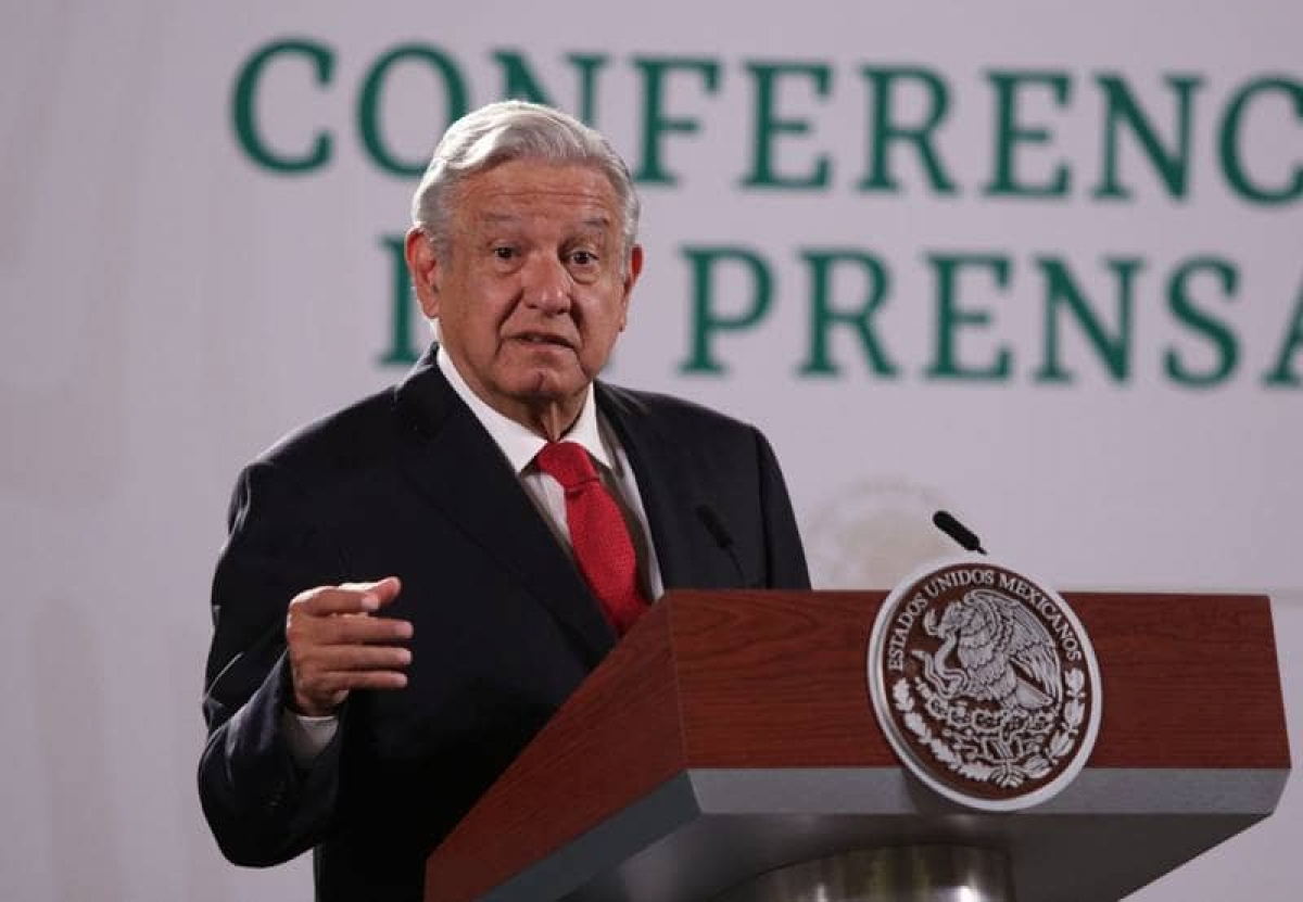 AMLO apuesta por las energías verdes, busca construir parque solar en Sonora