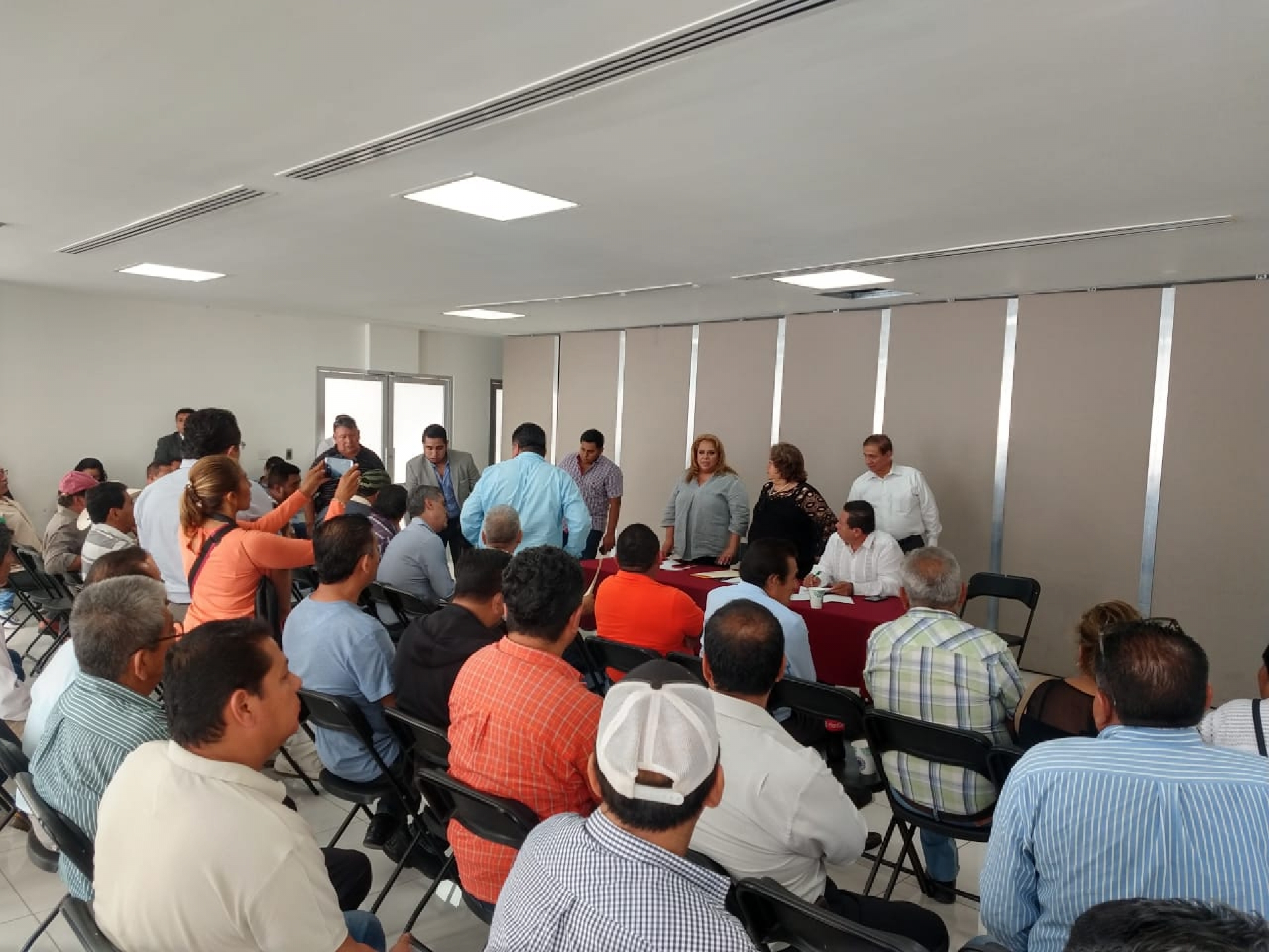 Señala diputada que por el momento no se regularizará a mototaxis