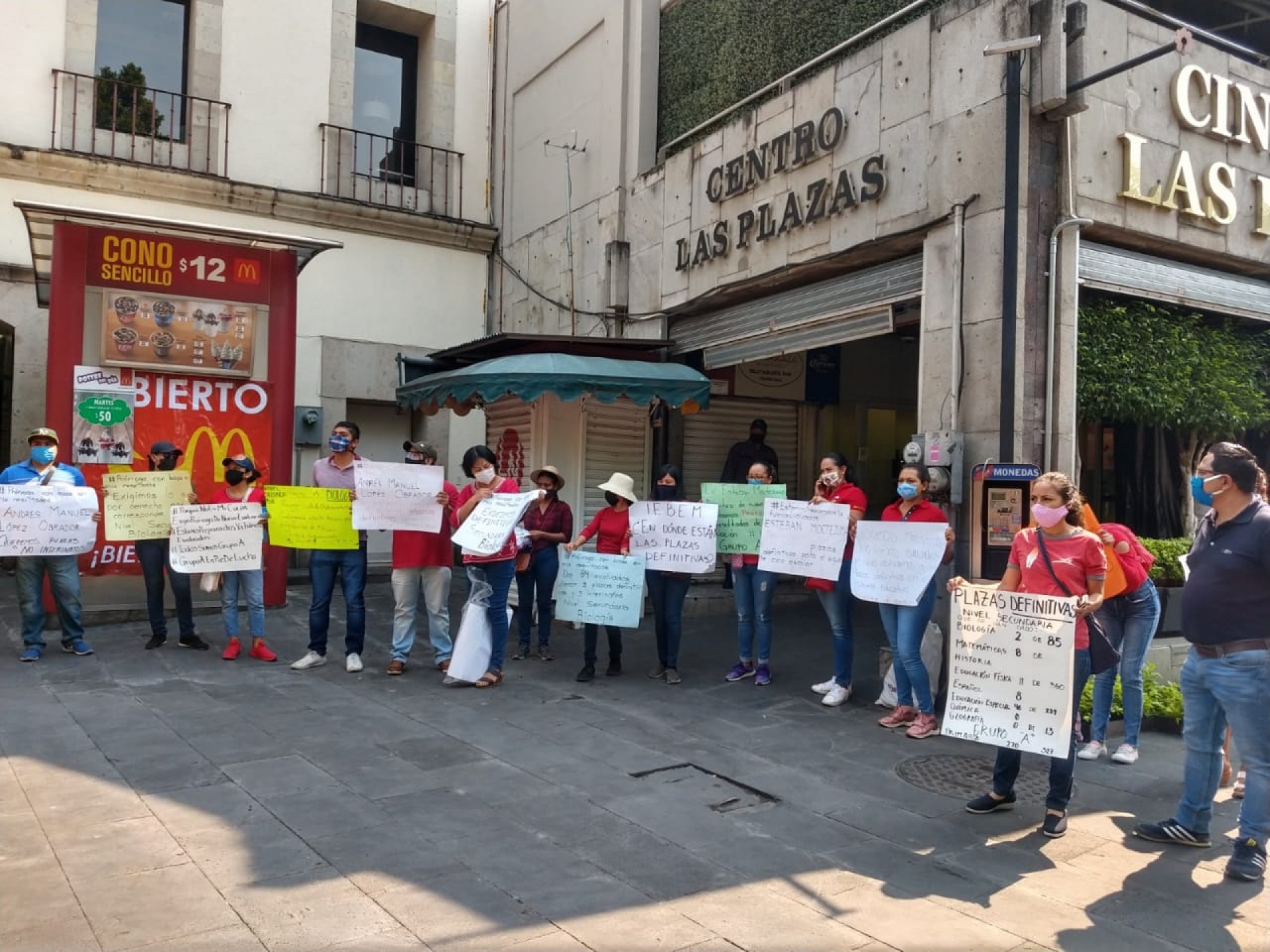 Otra vez se manifestaron docentes de nuevo ingreso; bloquearon avenida Morelos