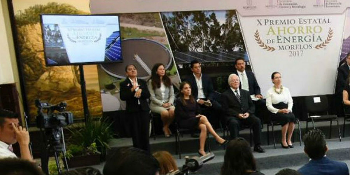 Entregan Premio Estatal de Ahorro de Energía Morelos 2017