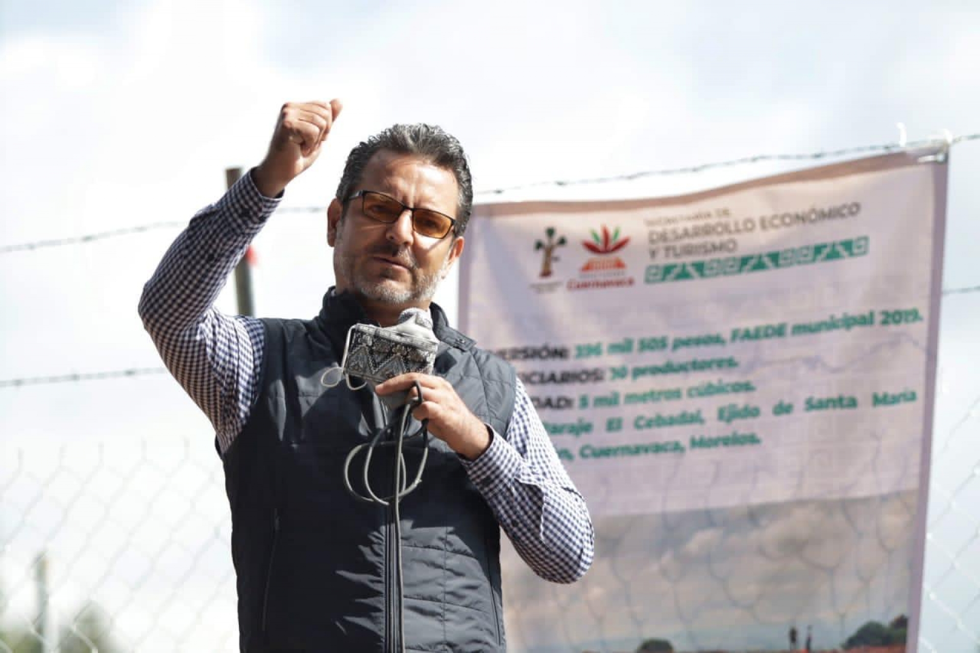 Inaugura alcalde de Cuernavaca una olla de agua en Buena Vista del Monte