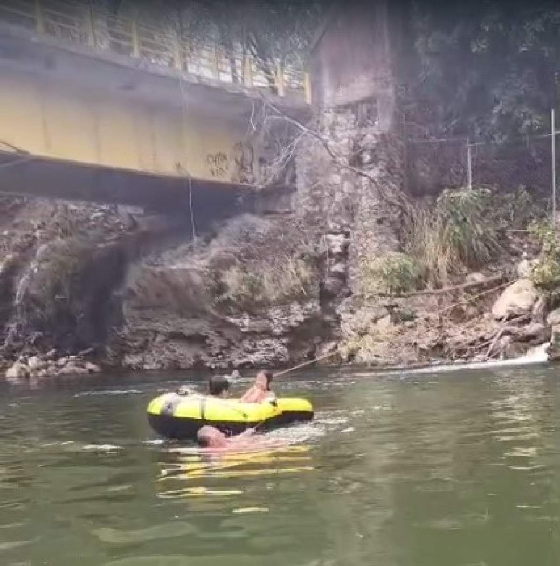 Nuevo rescate de paseantes en el río Amacuzac