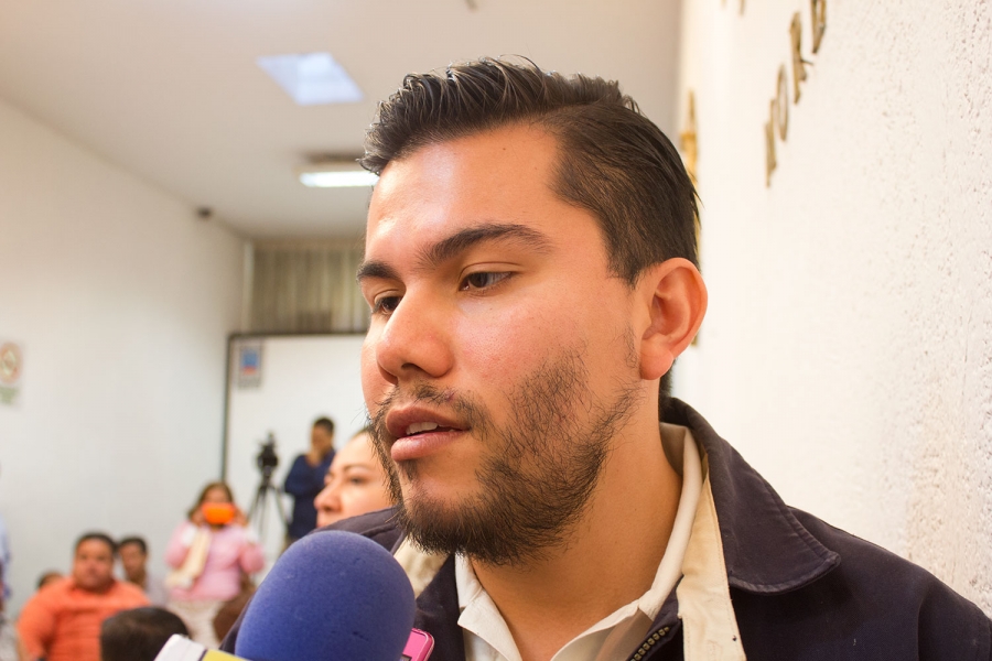 Tampoco diputados han cobrado salario: Mondragón Corrales