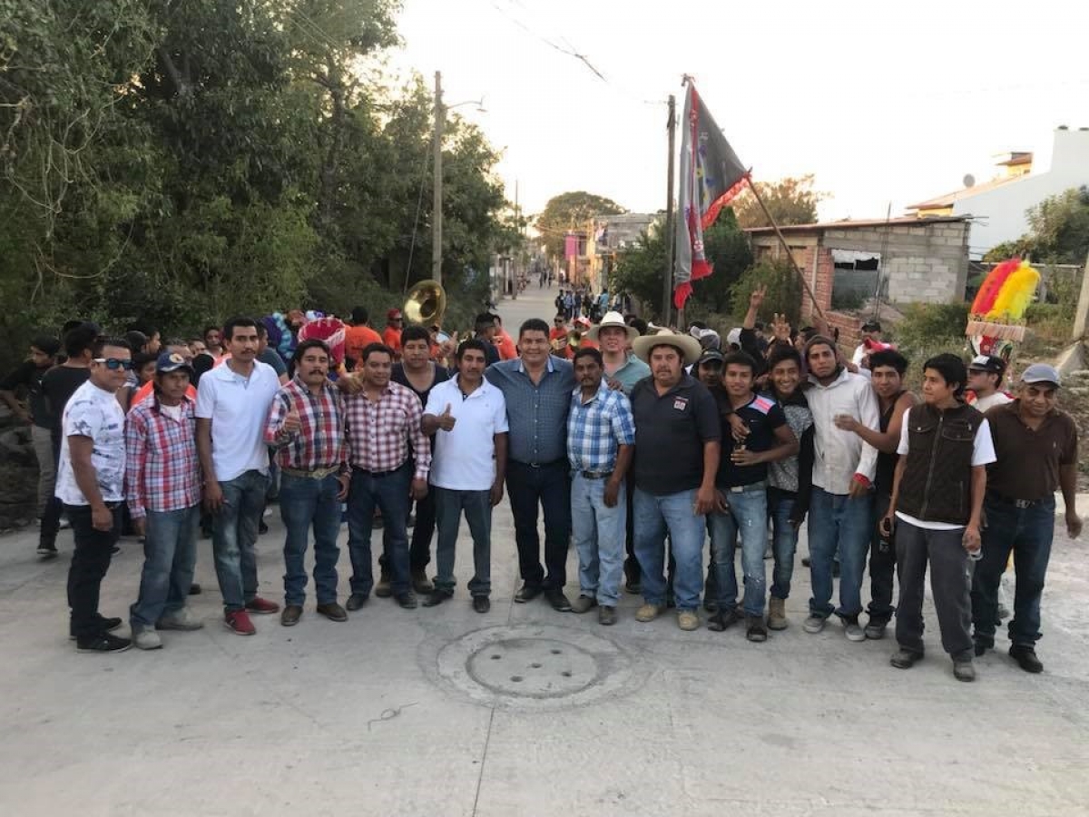 Inaugura Francisco Sánchez pavimentación en la comunidad Mexquemeca